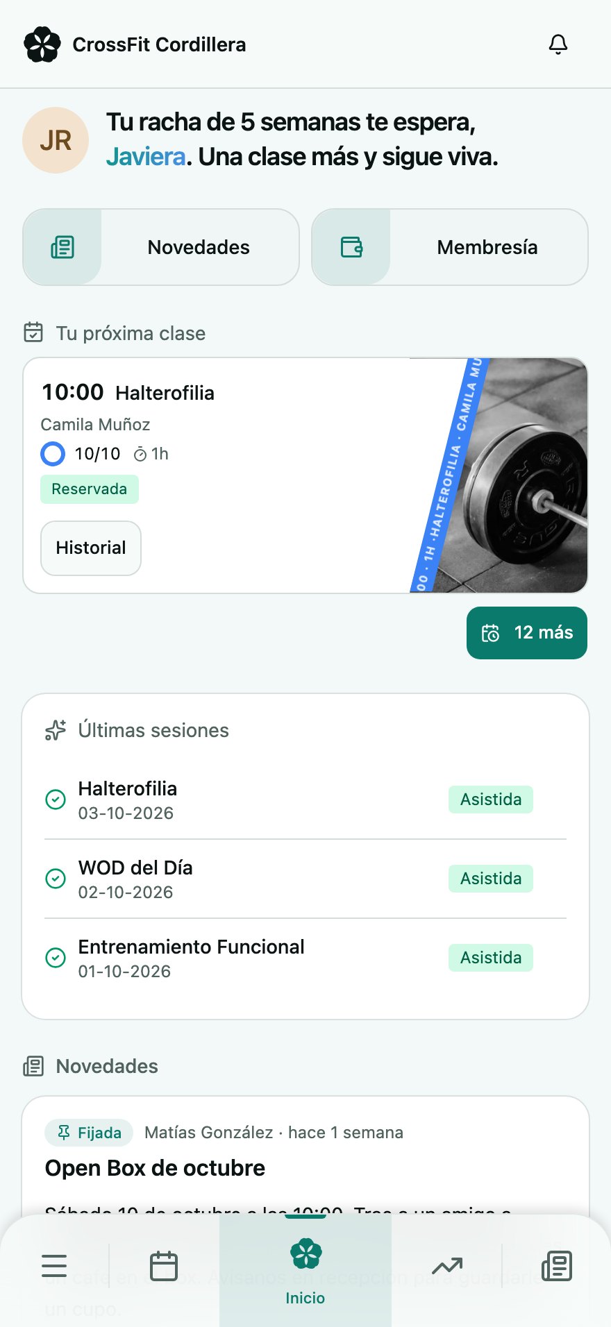 Panel de inicio de una socia en PhullApp, con su próxima clase, su racha y sus últimas sesiones.
